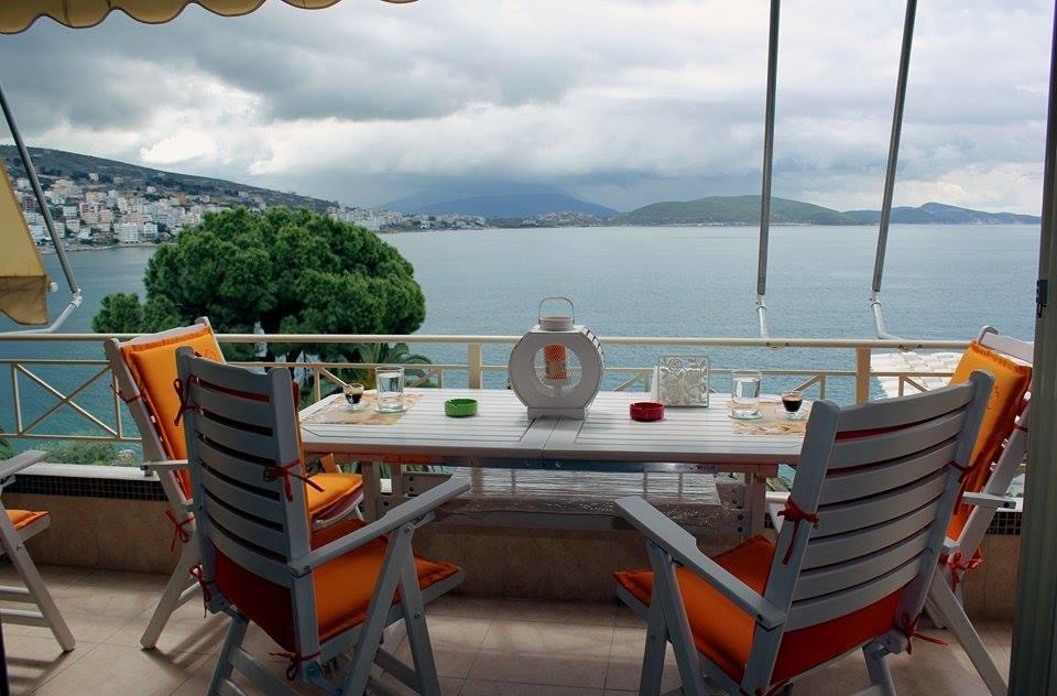 Apartment In Saranda Exterior foto